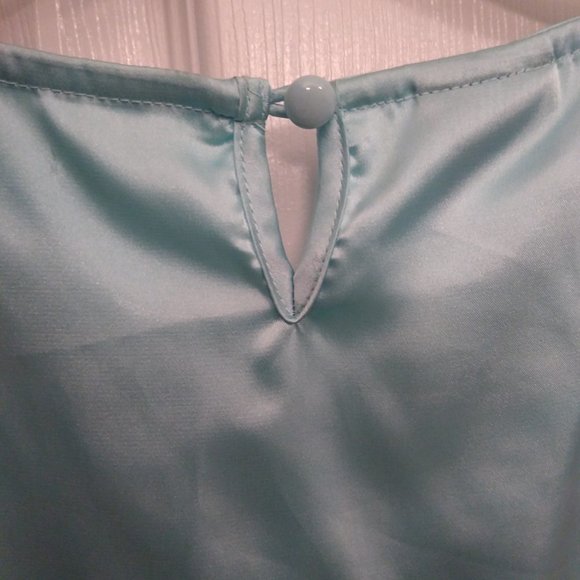 Aqua-Colored Covington Blouse, Sleeveless - Picture 6 of 9